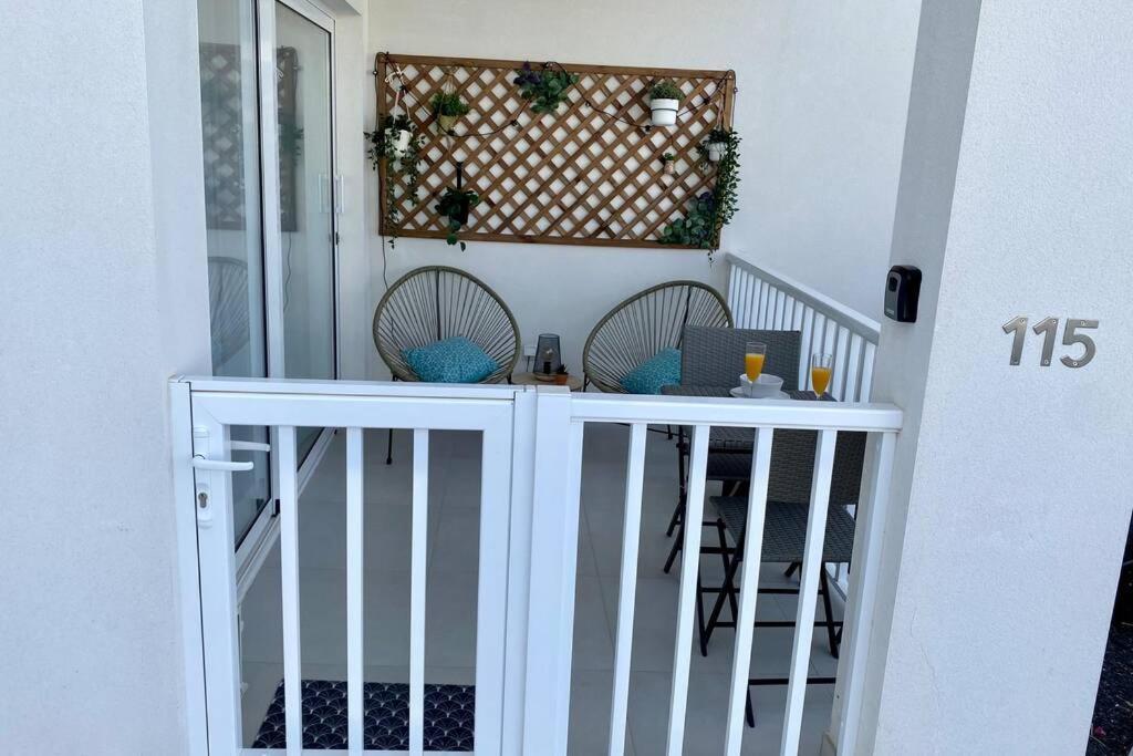 Апартаменты Oasis View Lanzarote Коста-Тегисе Экстерьер фото