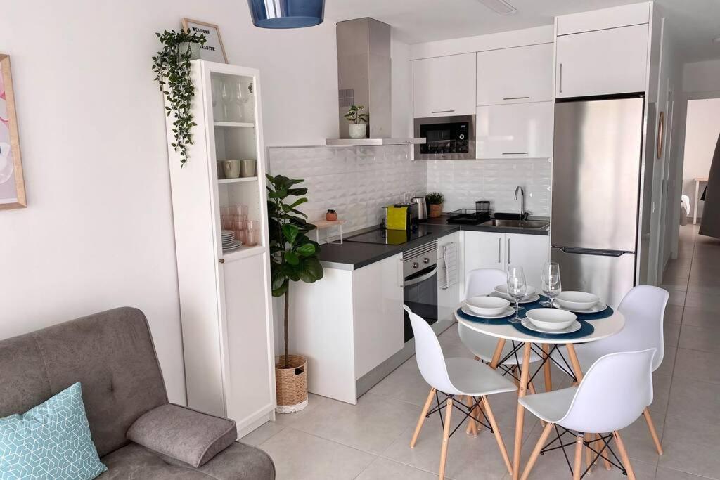 Апартаменты Oasis View Lanzarote Коста-Тегисе Экстерьер фото